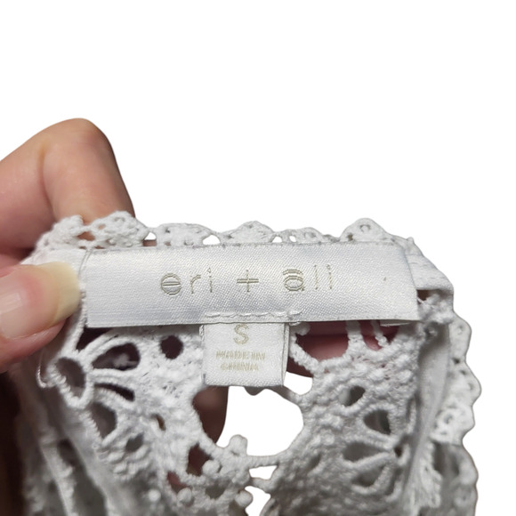 Eri+Ali white crochet long sleeve top, size small - Picture 3 of 5